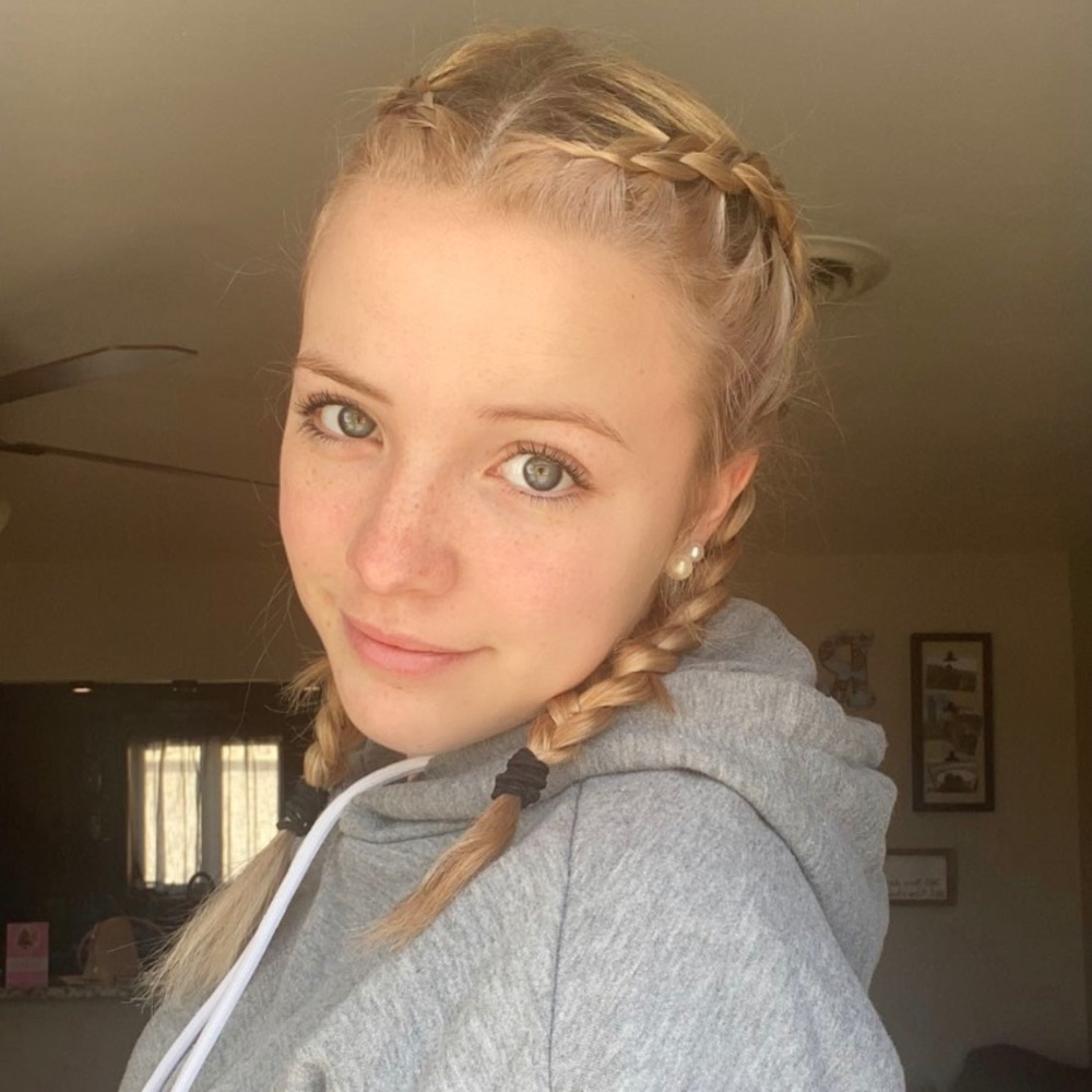 Meet your Posher, Emma